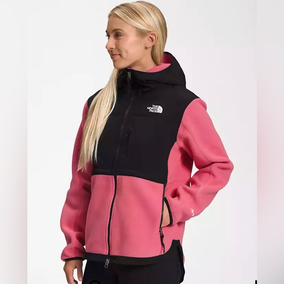 🆕 Women’s Denali Hoodie - Picture 2 of 3